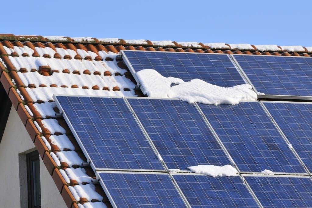 Care sunt cele mai importante beneficii ale panourilor fotovoltaice?