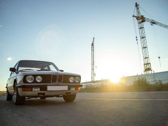 O Călătorie prin Istoria BMW: Evoluție, Inovație și Eleganță