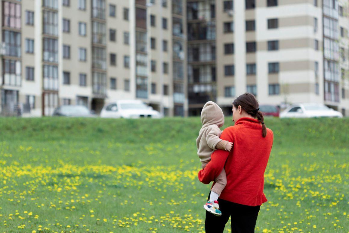 Unde Să Te Muți în București Dacă Ai Copii: Cele Mai Potrivite Cartiere și Zone