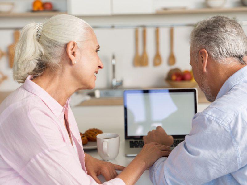 Ce autorități pot interveni în cazul unor nereguli la căminele de bătrâni?