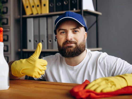 Ce include o curățenie generală a unui apartament în Cluj?