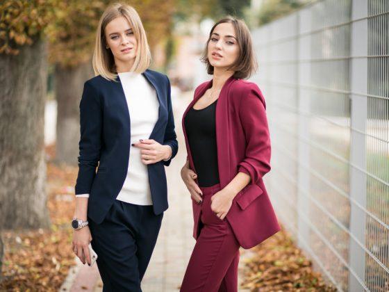 Cum porți seturile coordonate feminine fără să pari prea sobră sau prea rigidă